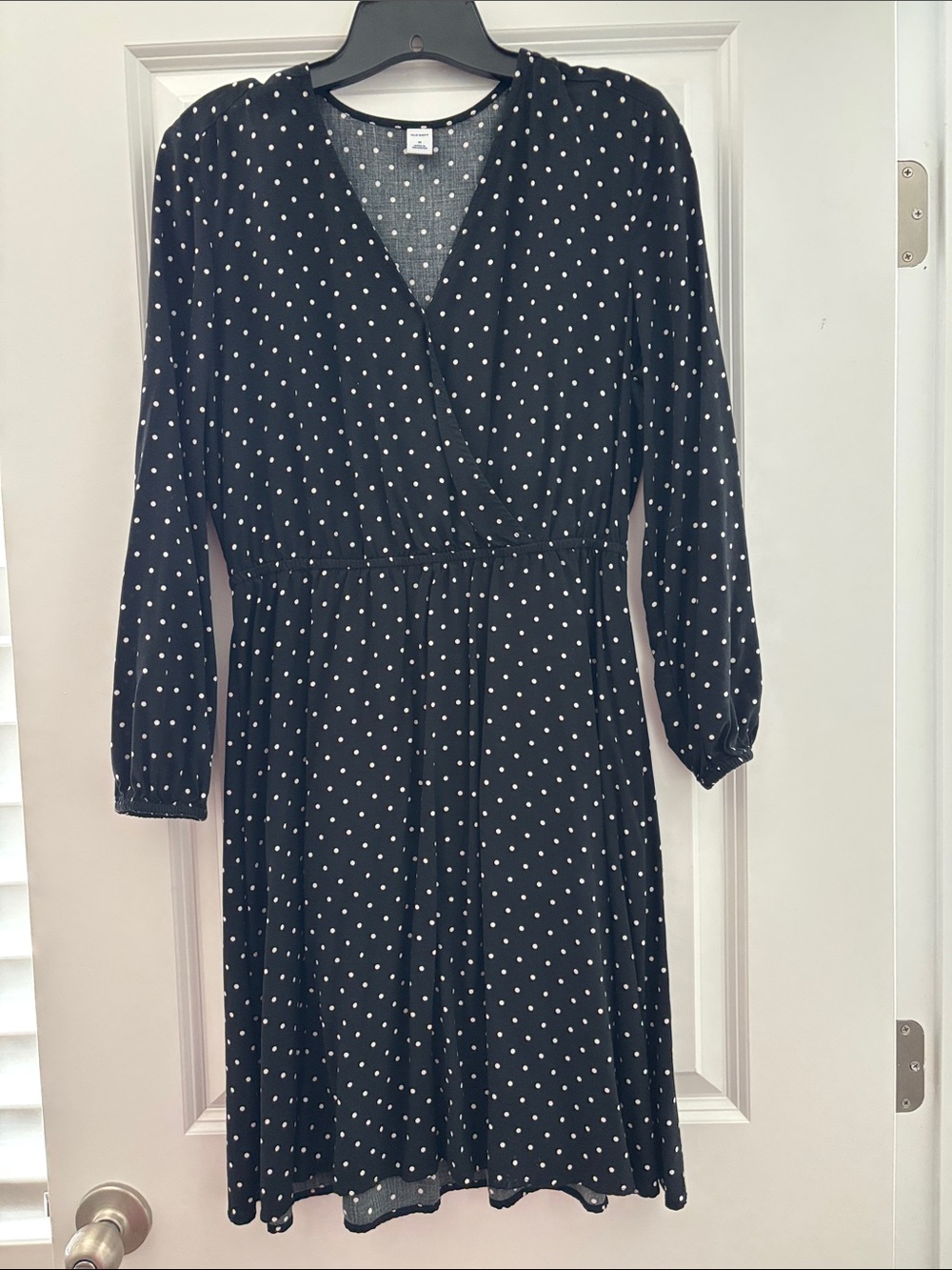 Old Navy Black and White Polka Dot Long Sleeve Wrap Dress